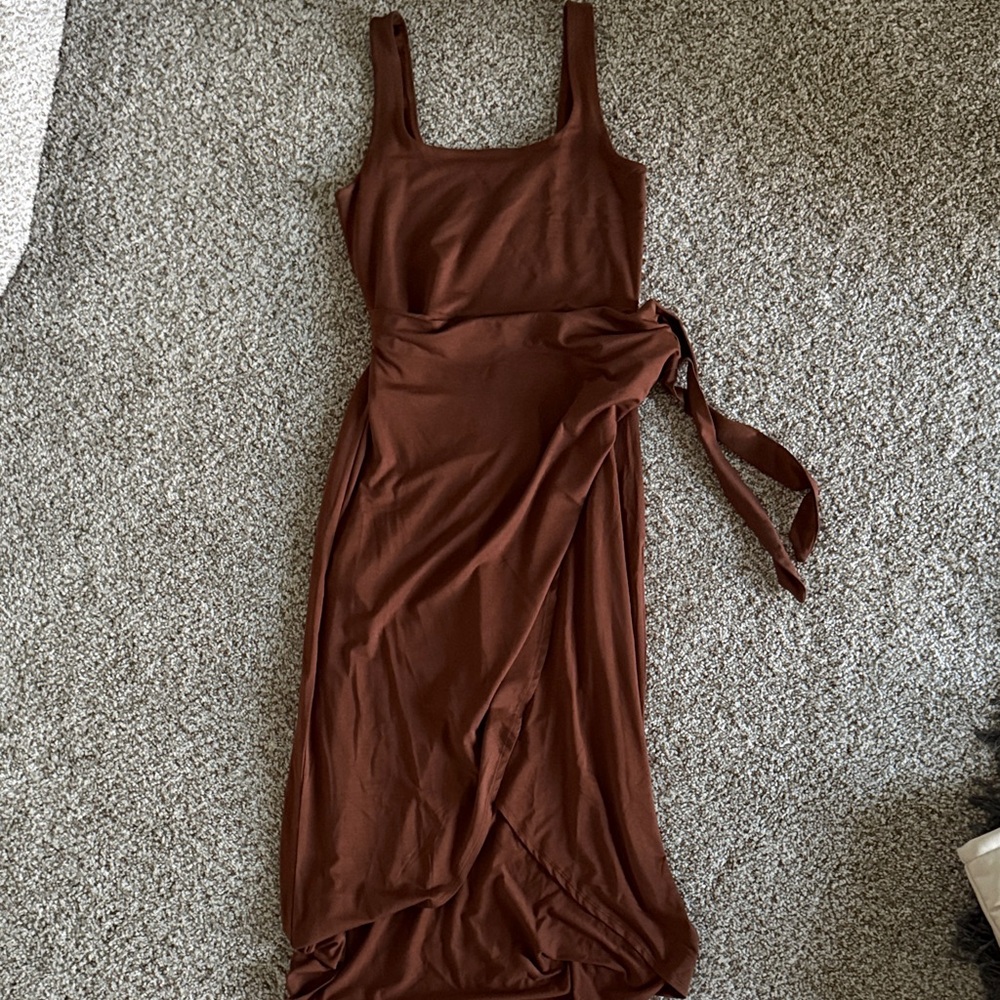 Quince Brown Midi Wrap Dress - Picture 5 of 8
